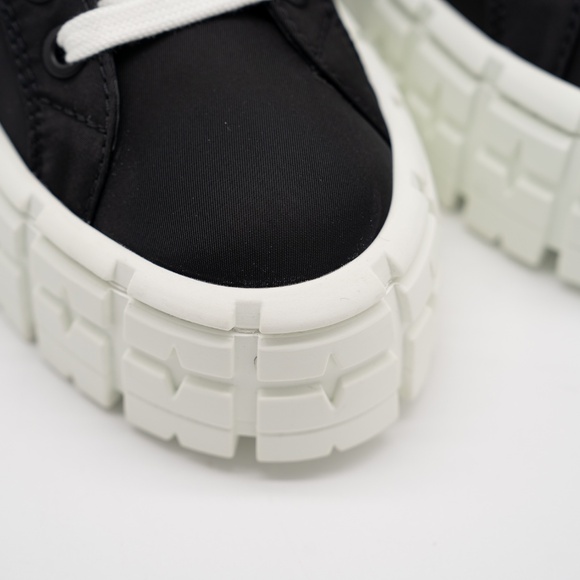 size 40eu 10 US Prada Double Wheel Platform Sneaker Black Nylon - Picture 7 of 14